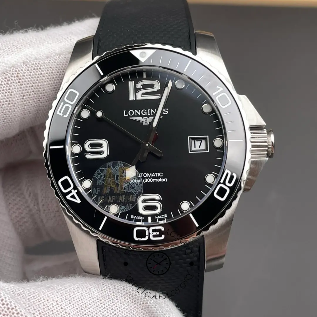 Longines HydroConquest 43mm Rubber Strap Replica L3.782.4.56.9 Black Dial - QualitySwissReplica