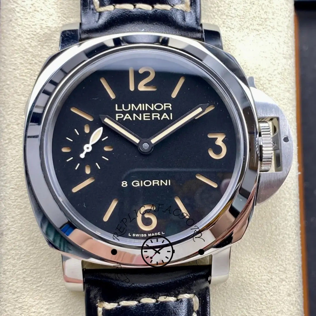 Panerai PAM00915 Replica Luminor Base 8 Giorni 44mm Black Dial - QualitySwissReplica