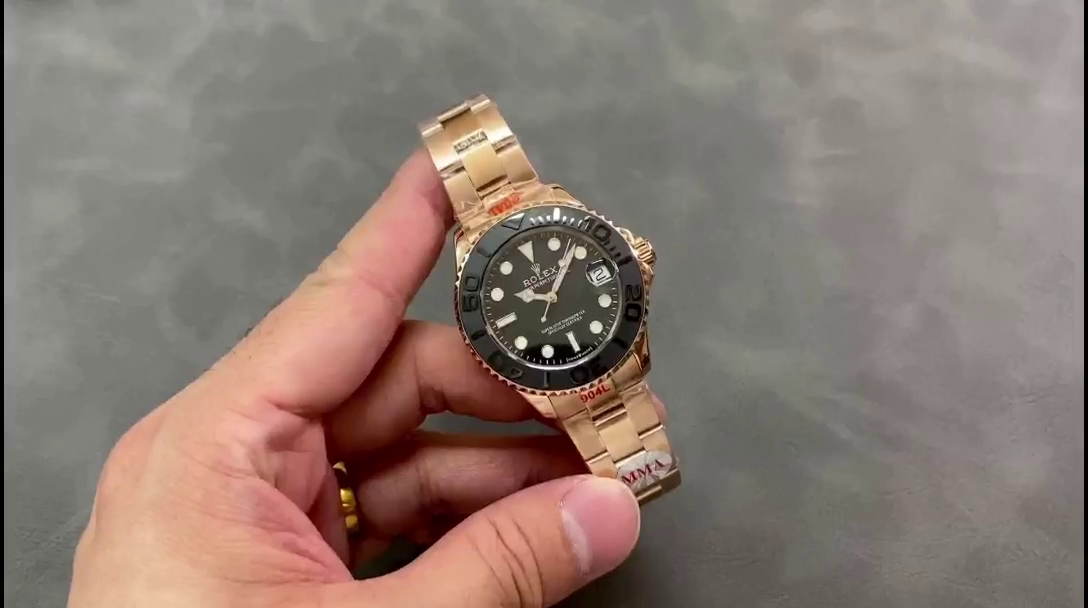 Rolex Yacht Master 37mm Black Dial Oyster Bracelet m268655 Watch - QualitySwissReplica