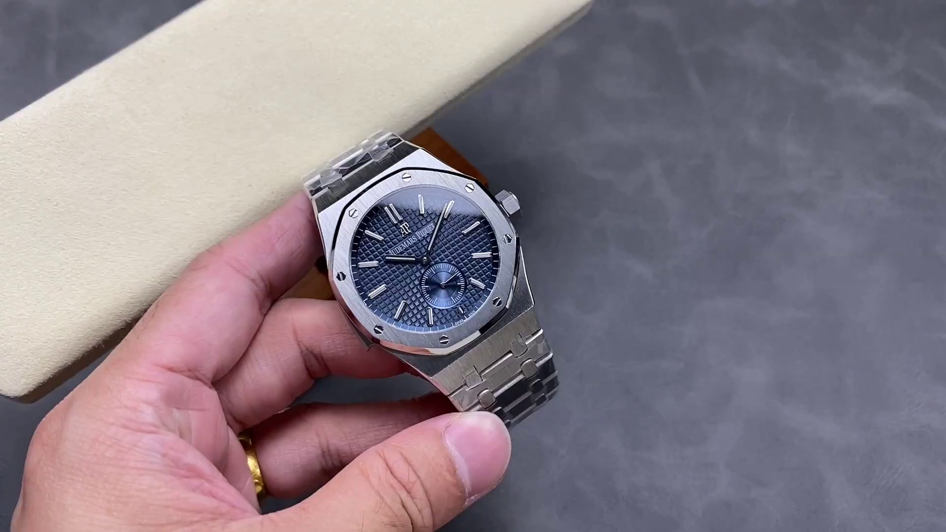 AP Royal Oak Minute Repeater Supersonnerie Titanium 26591TI.OO.1252TI.01 1:1 Clone - QualitySwissReplica