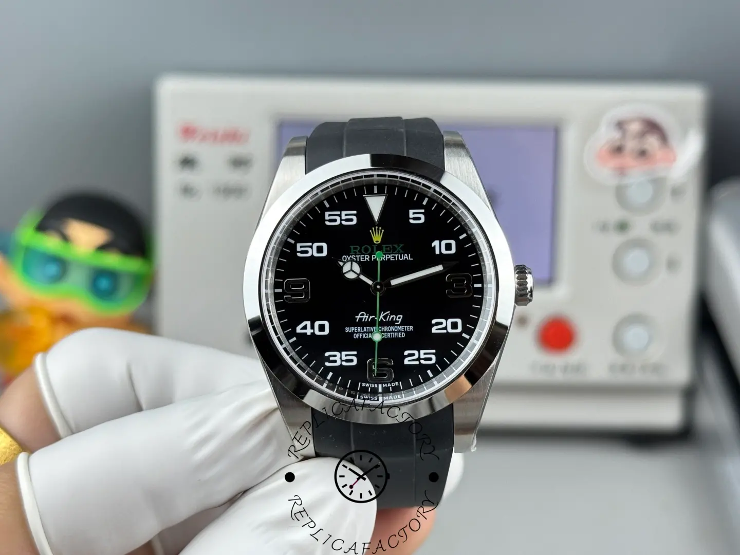 1:1 Clone Rolex Air-King 126900 0001 Black Dial Rubber Strap - QualitySwissReplica