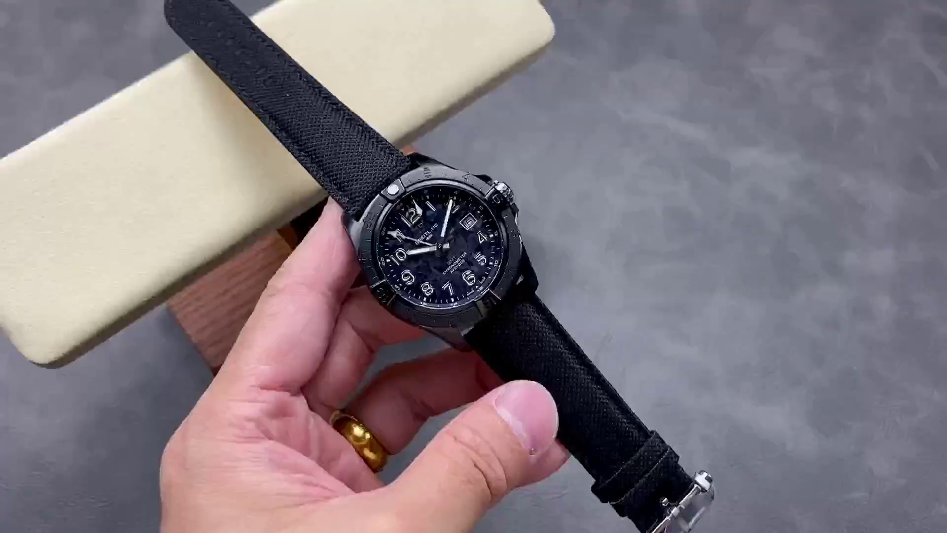 Breitling Avenger Automatic GMT Black Strap S32320101B1X1 Replica - QualitySwissReplica