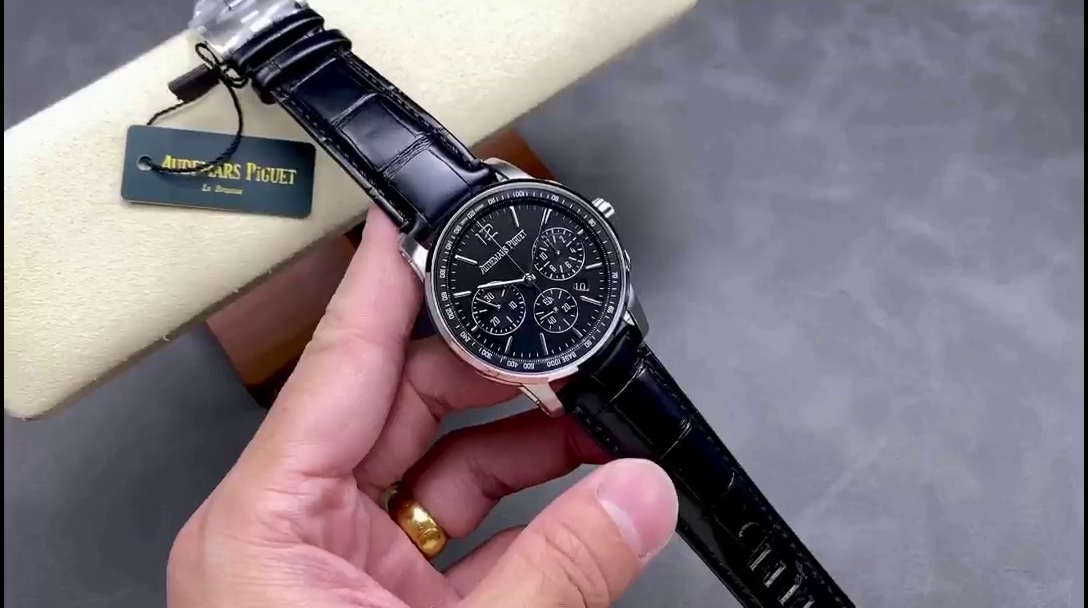 AP CODE 11.59 White Gold Replica Black Alligator 26393BC.OO.A002CR.01 - QualitySwissReplica