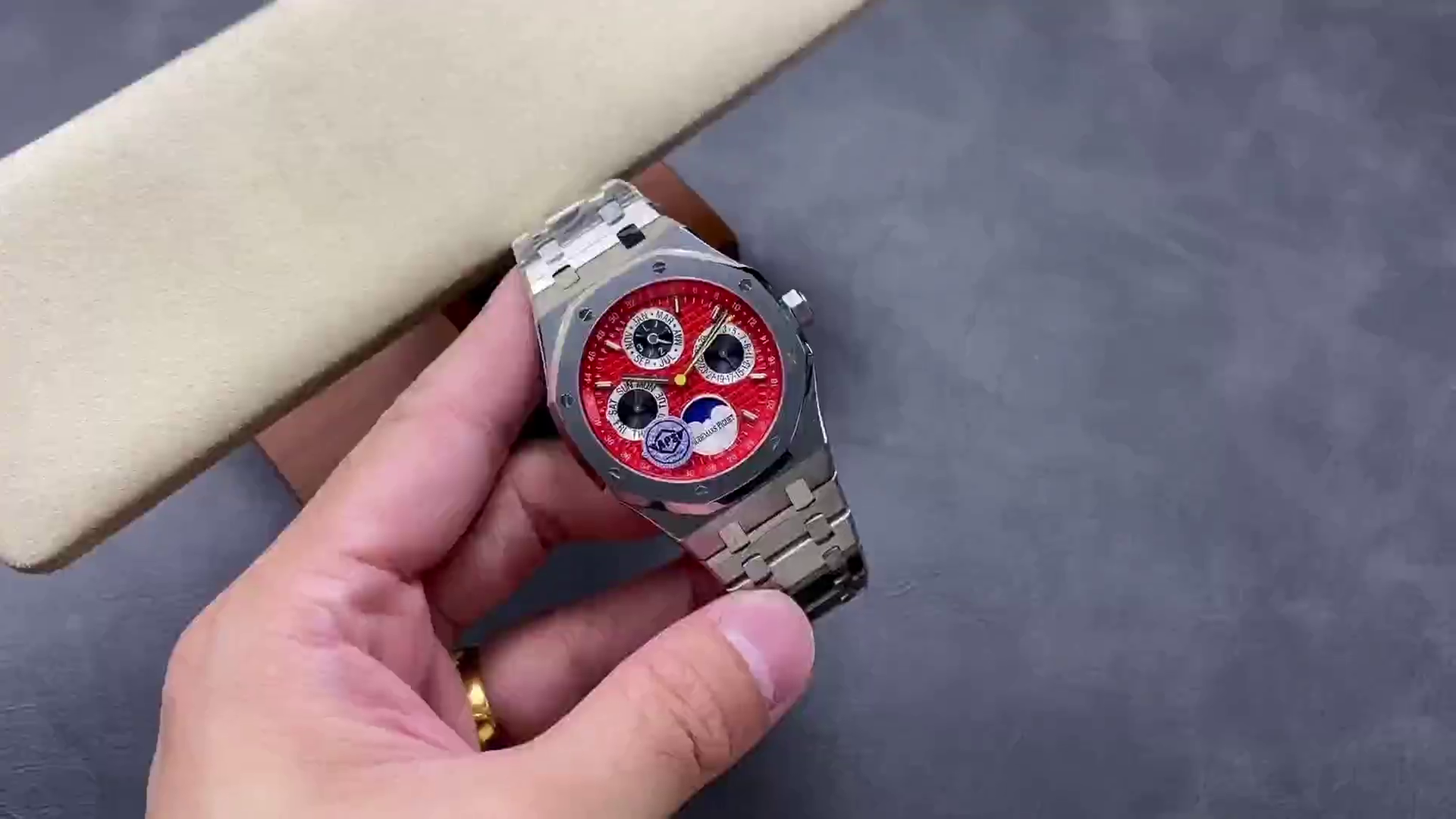 AP Royal Oak Perpetual Calendar 26607BC.OO.1220BC.01 Replica 41 Thai Market - QualitySwissReplica