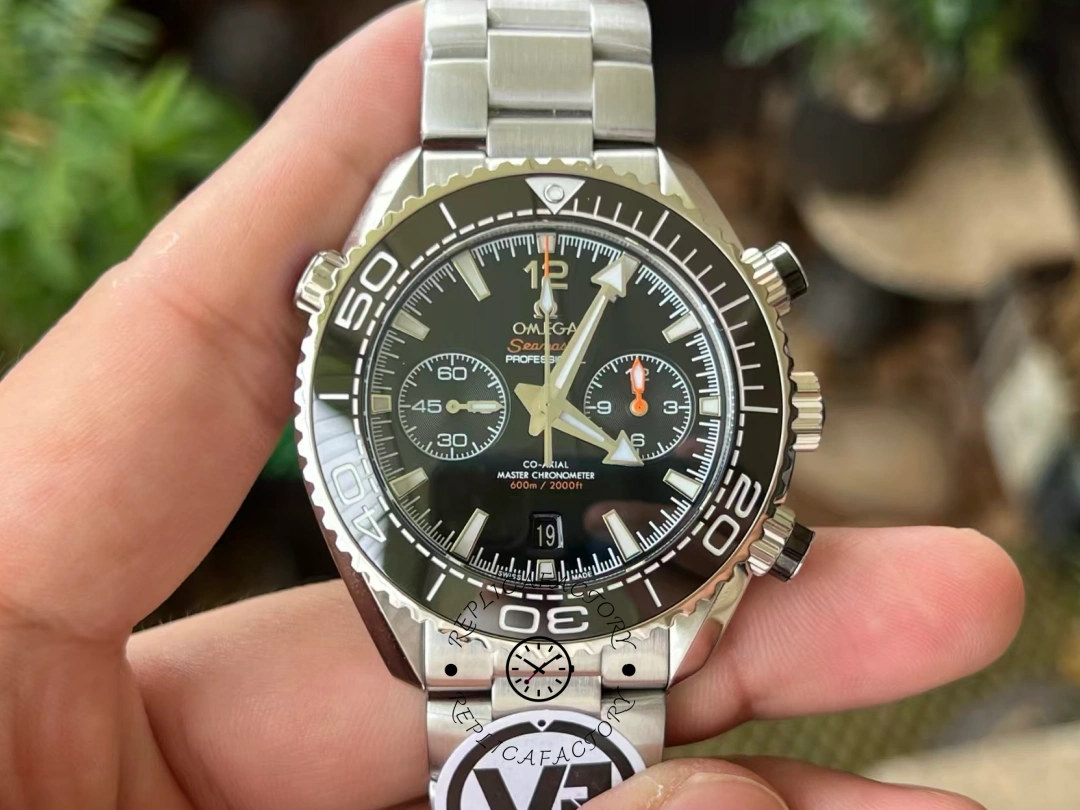 Omega Seamaster Planet Ocean 600M Men's Replica Watch 215.30.46.51.01.001 - QualitySwissReplica