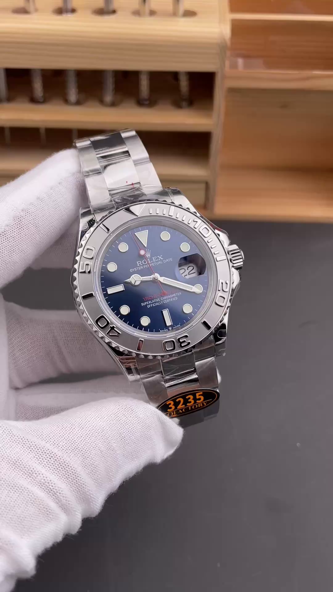 Rolex Yacht-Master 126622 Platinum Bezel Blue Dial 40MM Mens Replica Watch - QualitySwissReplica