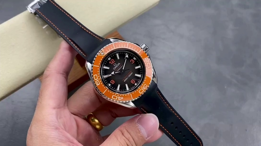 Omega Seamaster Planet Ocean 215.32.46.21.06.001 Replica Gray Dial - QualitySwissReplica