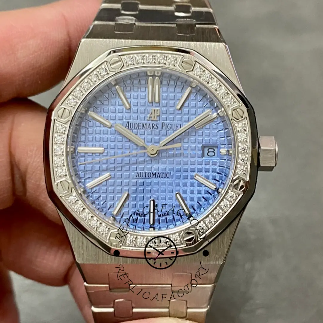 Replica AP Royal Oak 37mm Diamond-Set 15551ST.ZZ.1356ST.04 Light Blue Dial - QualitySwissReplica
