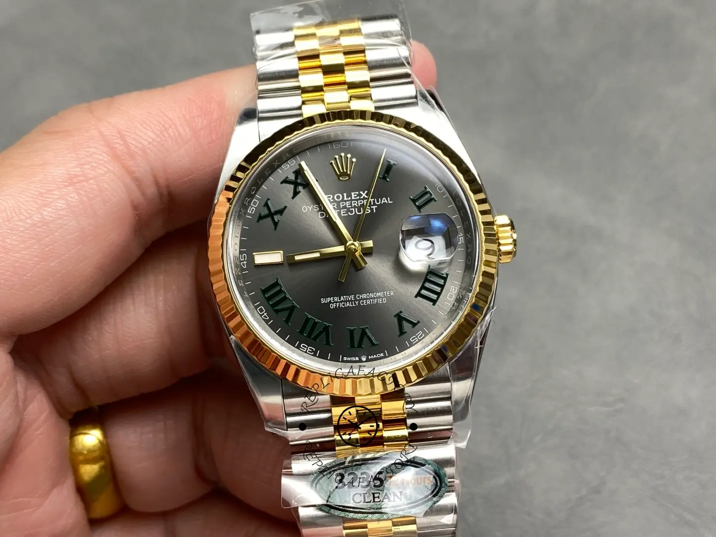 Rolex Datejust m126333 0020 Grey Dial Jubilee 41mm Two Tone Men's Watch - QualitySwissReplica