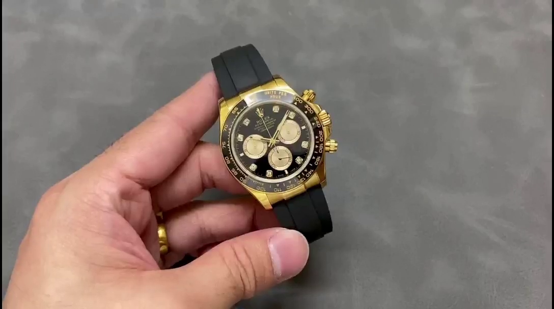 Rolex Cosmograph Daytona 40 Yellow Gold Balck Rubber m126518ln 0006 - QualitySwissReplica