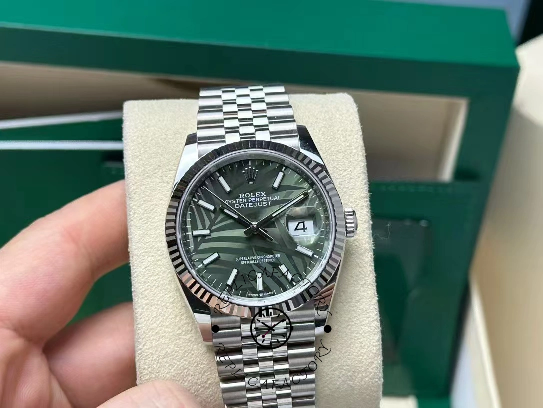 Rolex Datejust 36mm Fluted Bezel Green Palm Index Dial Jubilee 126234 0047 - QualitySwissReplica