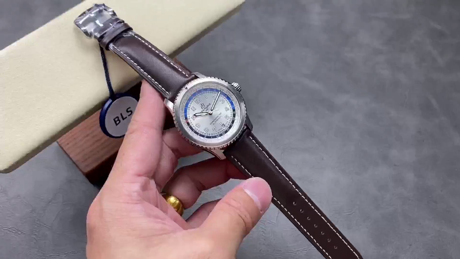 Breitling Aviator 8 B35 Replica City Ring AB3521U01G1P1 Automatic 43mm Watch - QualitySwissReplica