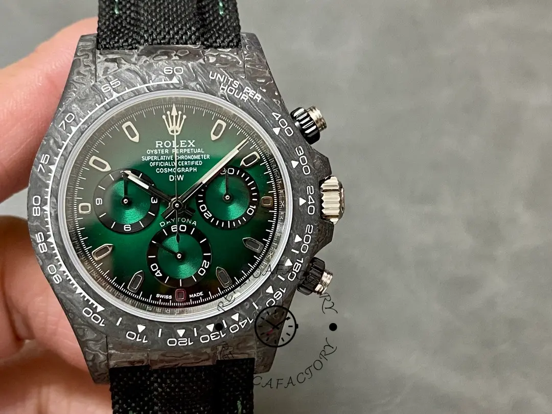 Rolex Cosmograph Daytona DIW Carbon Fiber Green Dial 40mm Men's Watch - QualitySwissReplica