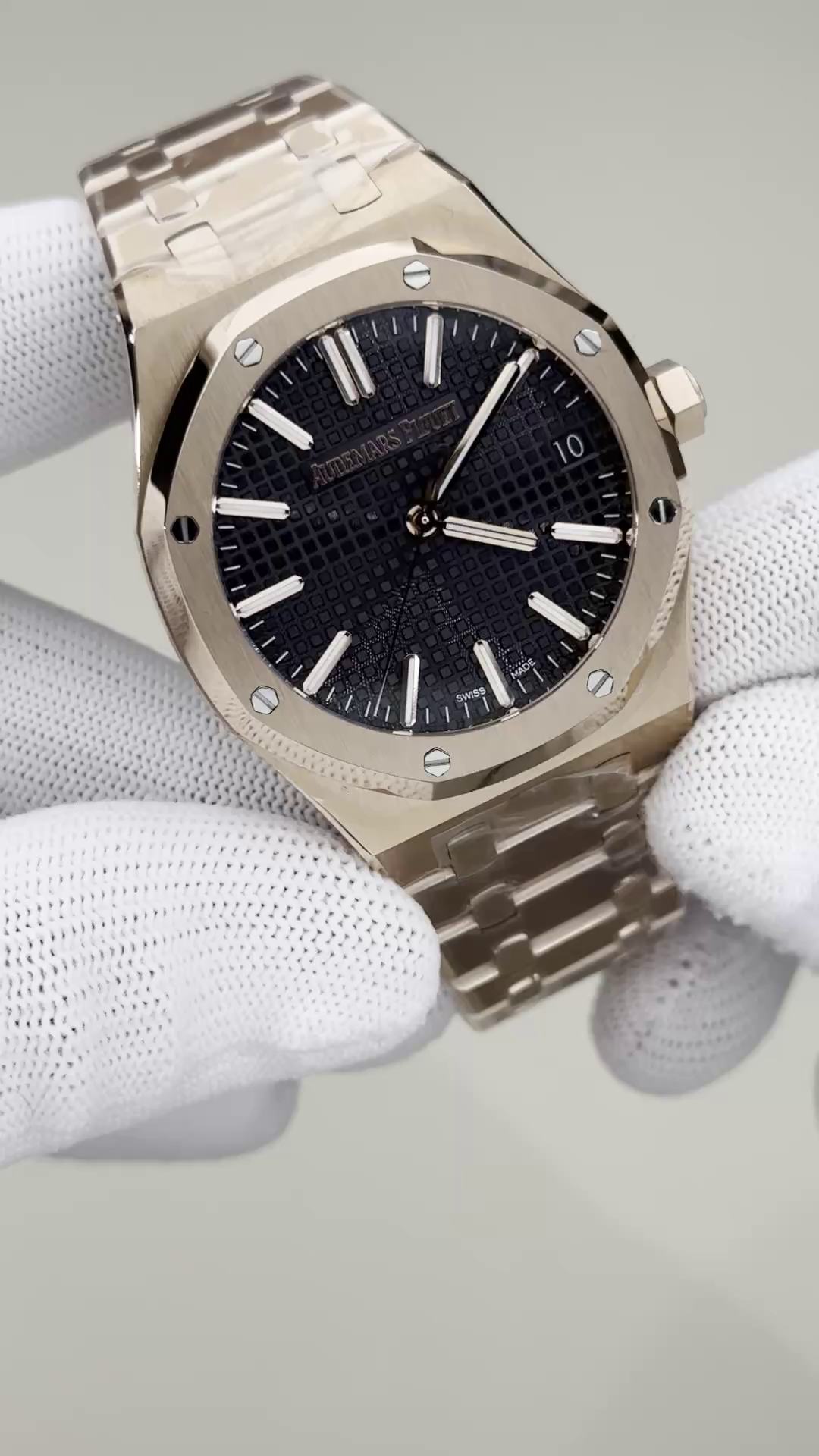 AP Royal Oak Replica 15510OR.OO.1320OR.04 Selfwinding 41 Black Dial - QualitySwissReplica