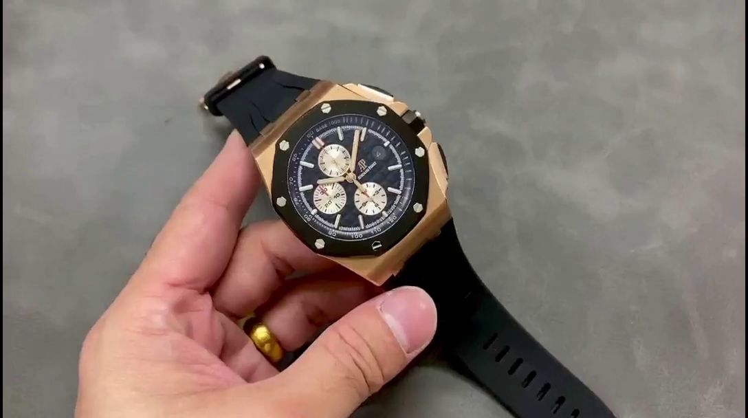 1:1 Clone AP Royal Oak Offshore Black Rubber 26401RO.OO.A002CA.01 Automatic 44 - QualitySwissReplica