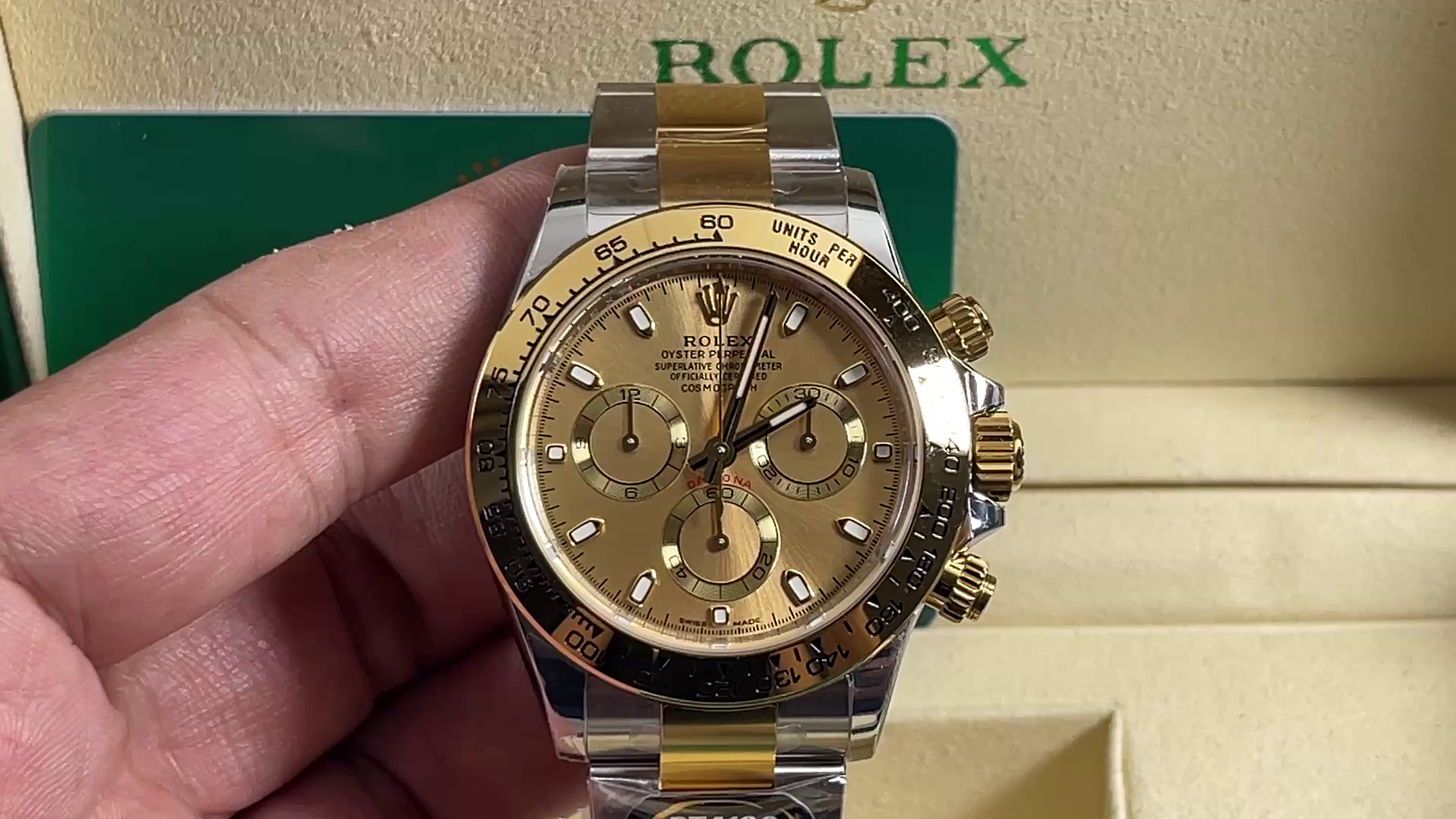 Rolex Cosmograph Daytona 116503 Champagne Index Dial 40MM Mens Replica Watch - QualitySwissReplica
