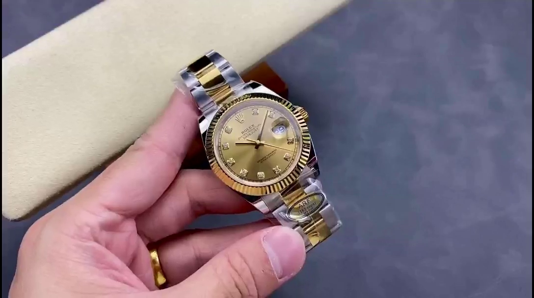 Rolex Datejust 126333 0011 Champagne Diamond Oyster 41mm Two Tone Steel - QualitySwissReplica