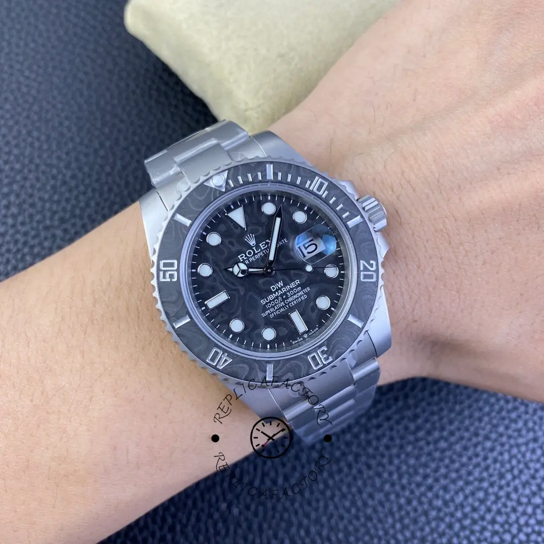 Custom Rolex Submariner Carbon Fiber - QualitySwissReplica