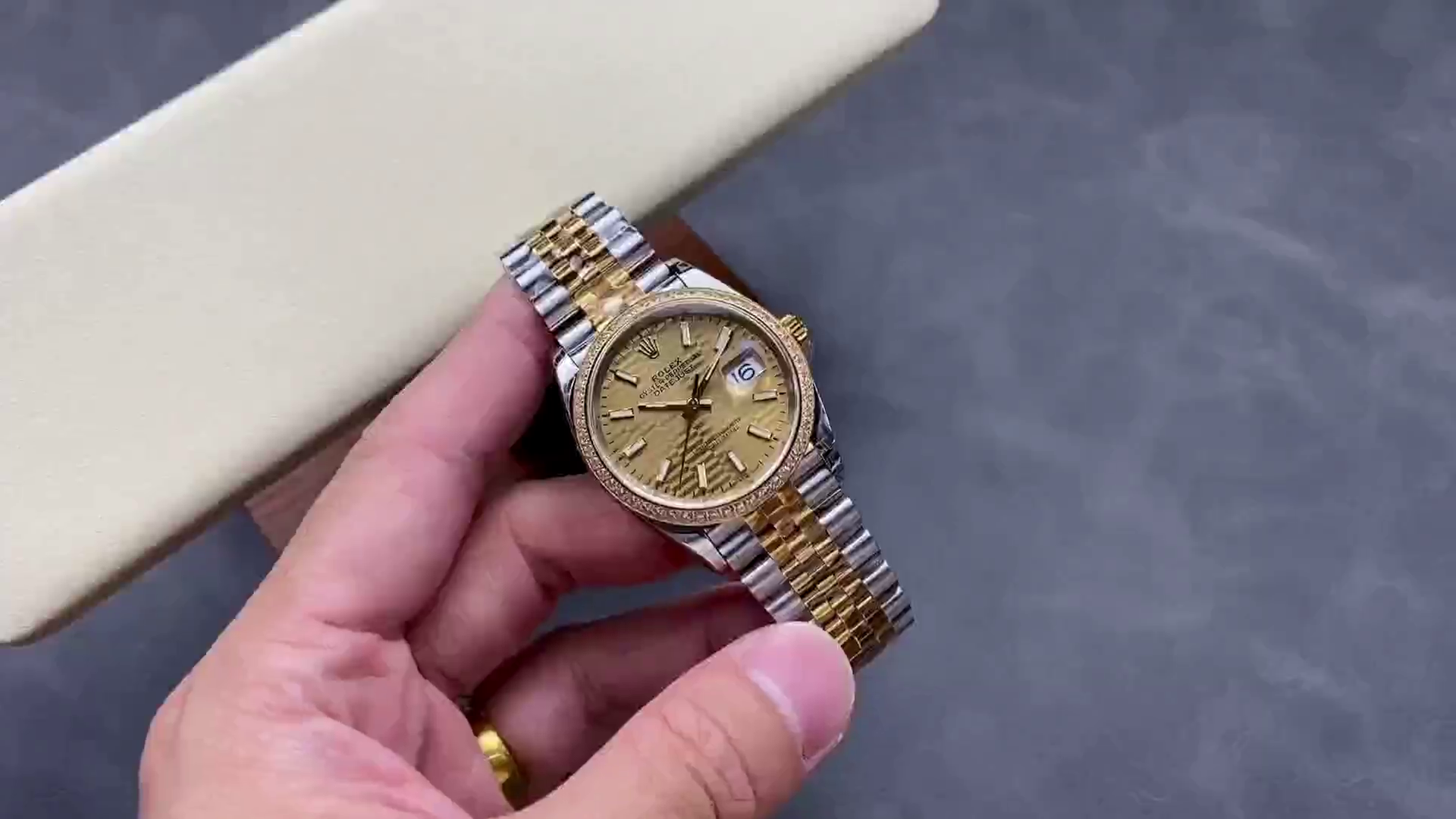 Rolex Datejust 126283RBR 0031 Champagne Fluted Motif 36mm Dial - QualitySwissReplica