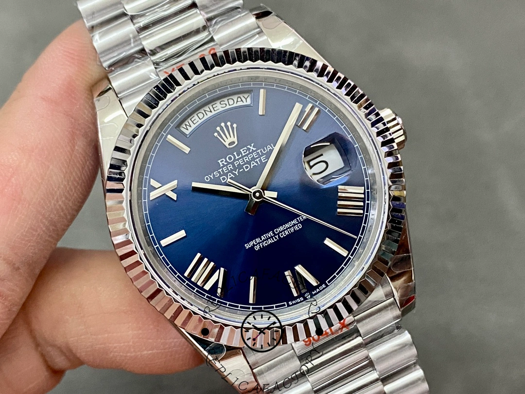 Rolex Day-Date 228239 Blue Roman Dial Fluted Bezel 40mm Mens Replica Watch - QualitySwissReplica
