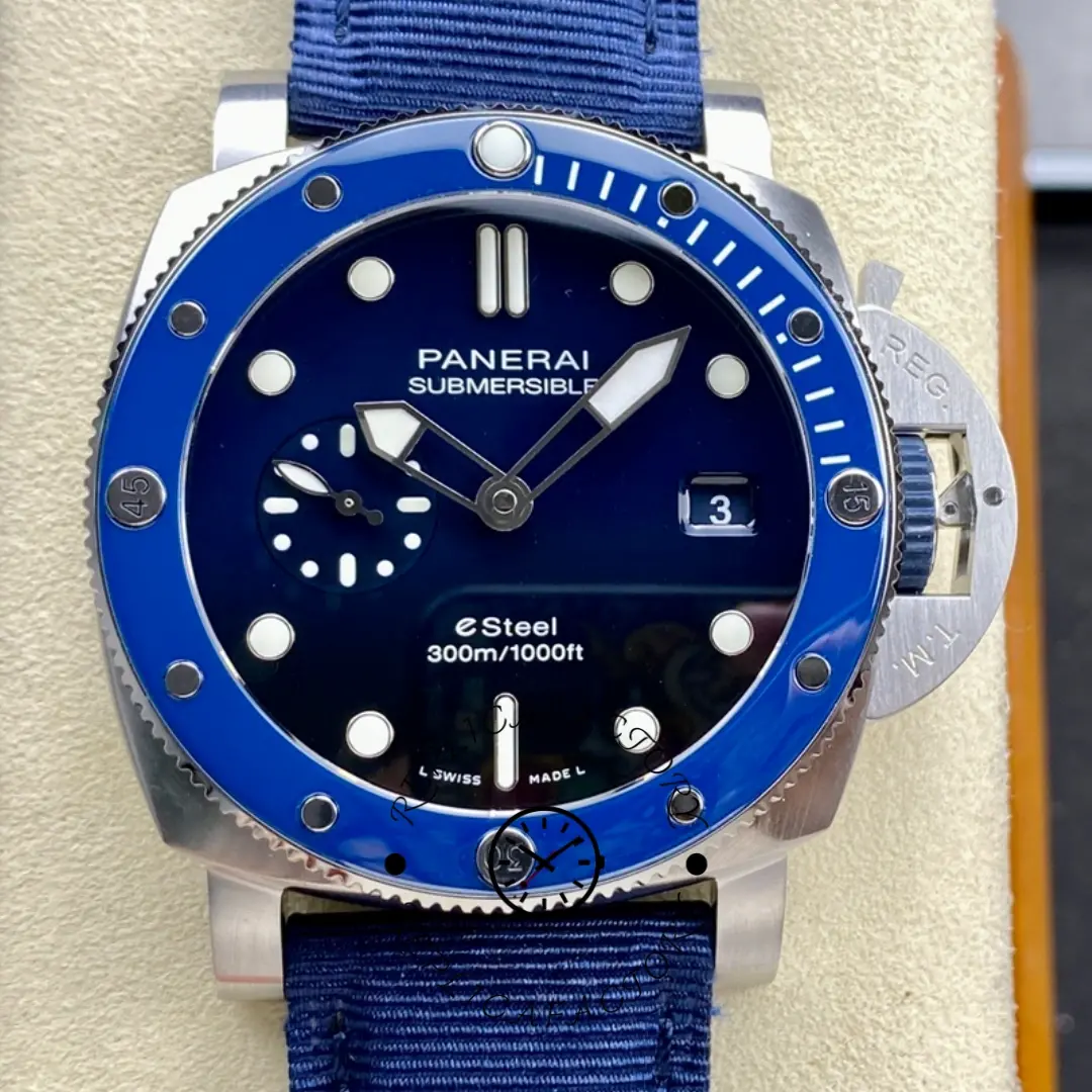 Panerai Submersible PAM01289 Replica 44MM eSteel 300m Blue Ceramic Bezel - QualitySwissReplica