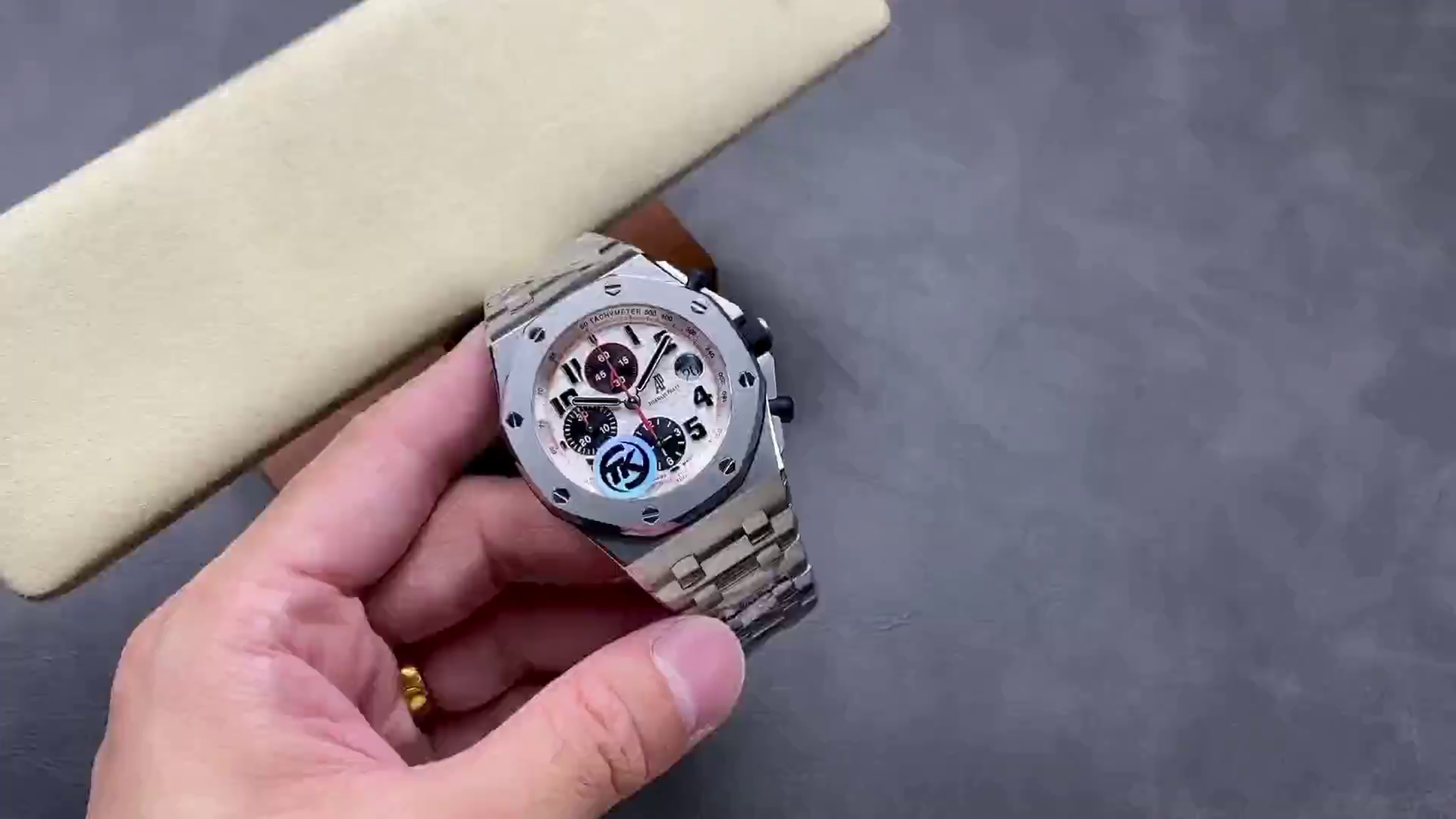 AP 26170ST.OO.1000ST.01 Royal Oak Offshore Chronograph 42 1:1 Clone Panda Watch - QualitySwissReplica