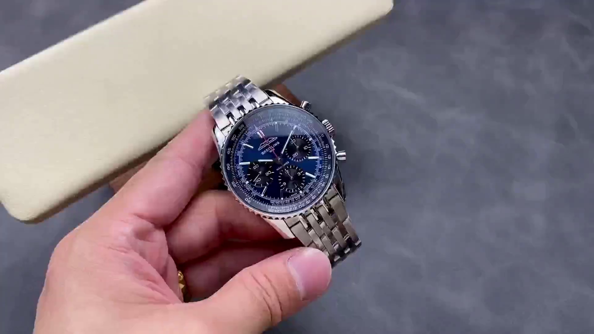 Breitling Navitimer B01 Chronograph Replica AB0139241C1A1 Men's Casual Watch - QualitySwissReplica
