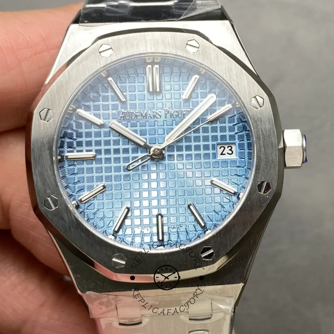 AP Royal Oak Replica 37mm 15550ST.OO.1356ST.08 Ice Blue Dial - QualitySwissReplica