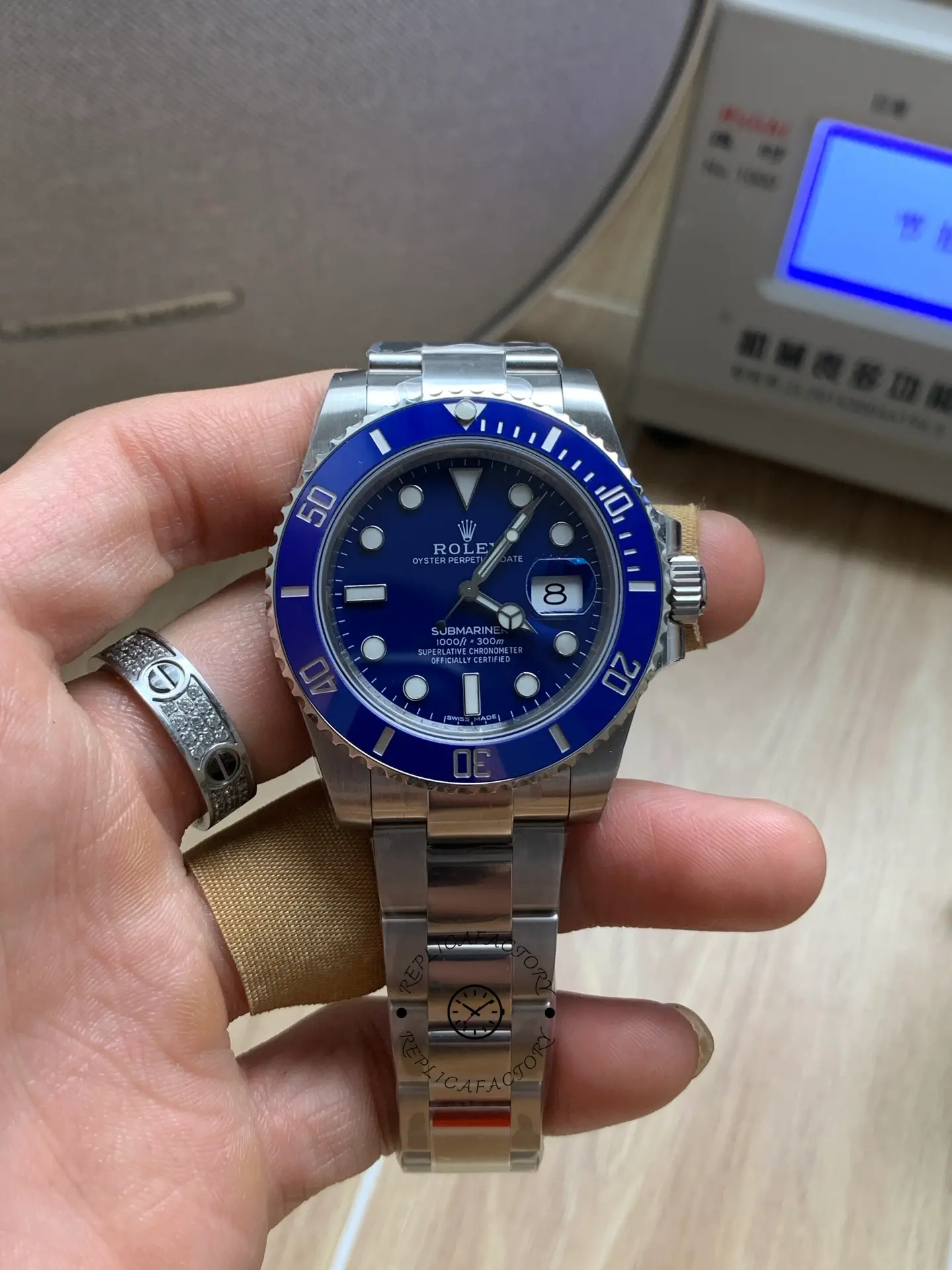 Rolex Submariner 116619LB White Gold Blue Dial 40mm Mens Replica Watch - QualitySwissReplica