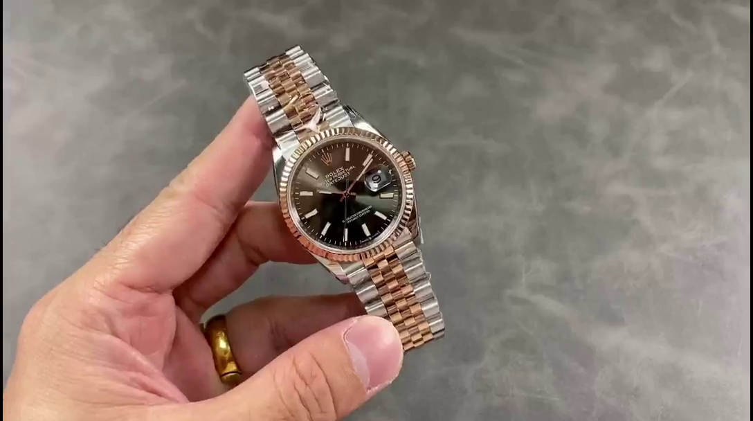 Rolex DateJust 126231 Two-Tone SS Rose Gold Grey Rhodium Dial - QualitySwissReplica