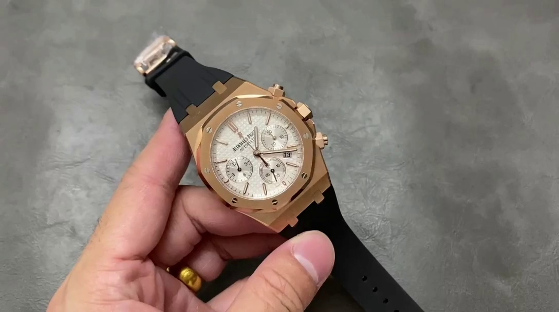 AP Royal Oak Chronograph 41 Black Rubber Strap 26320OR.OO.D088CR.01 Replica - QualitySwissReplica