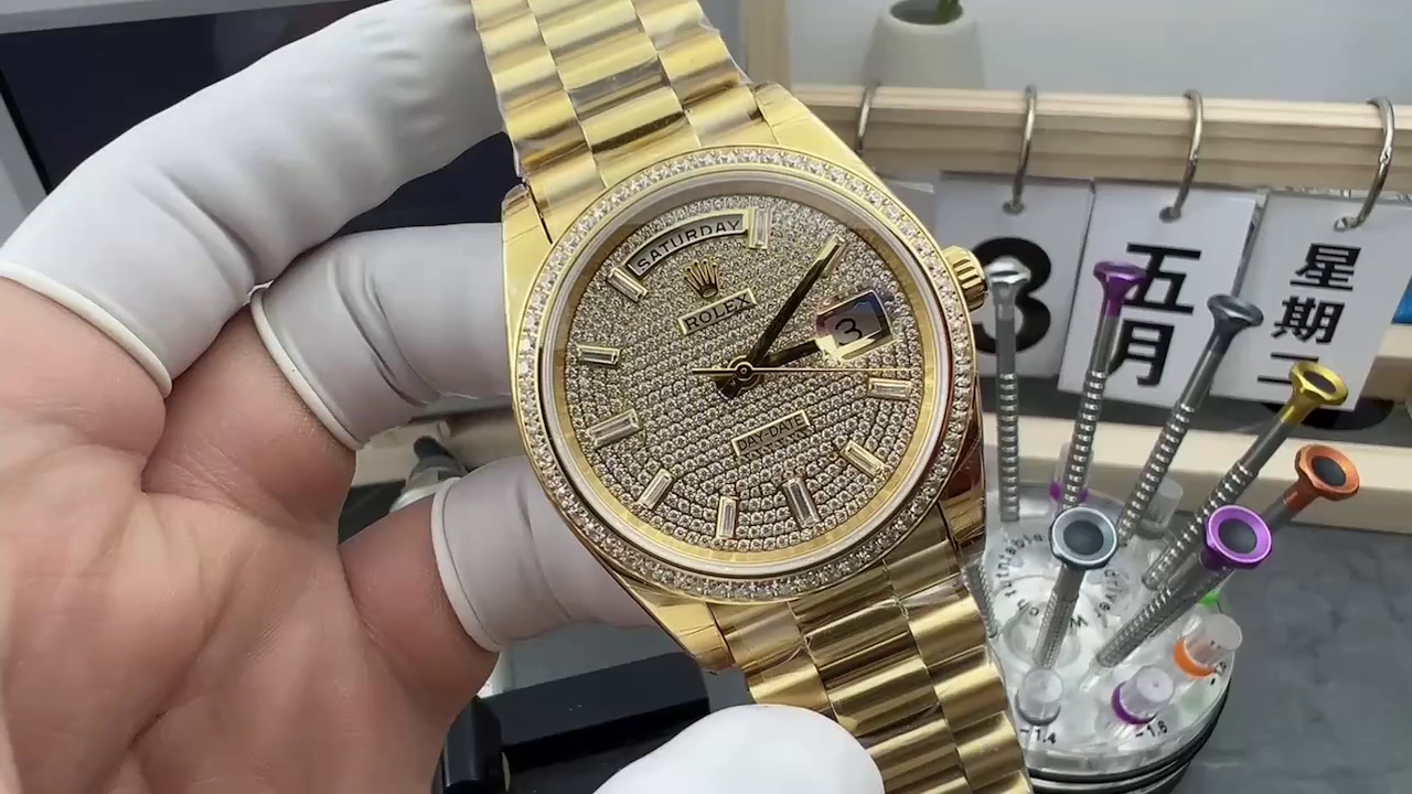 Rolex Day-Date 40 18K Yellow Gold Diamond Paved Dial Diamond m228348rbr 0037 - QualitySwissReplica
