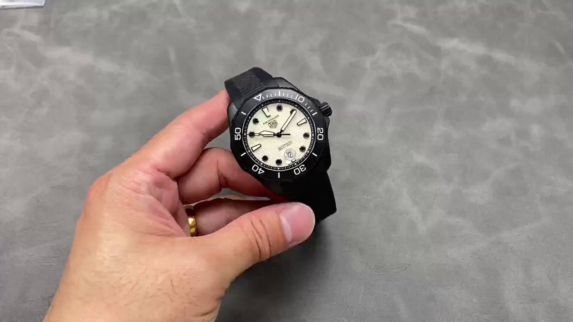 TAG Heuer Aquaracer WBP201D.FT6197 43 mm Men's Replica Watch - QualitySwissReplica