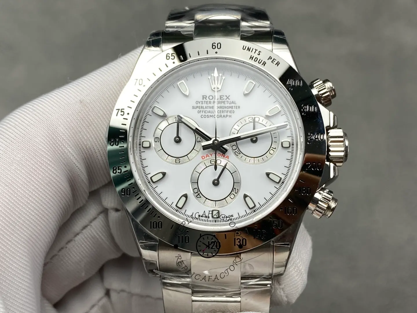 Rolex Daytona 116520 Stainless Steel Case White Dial 40MM Mens Replica Watch - QualitySwissReplica