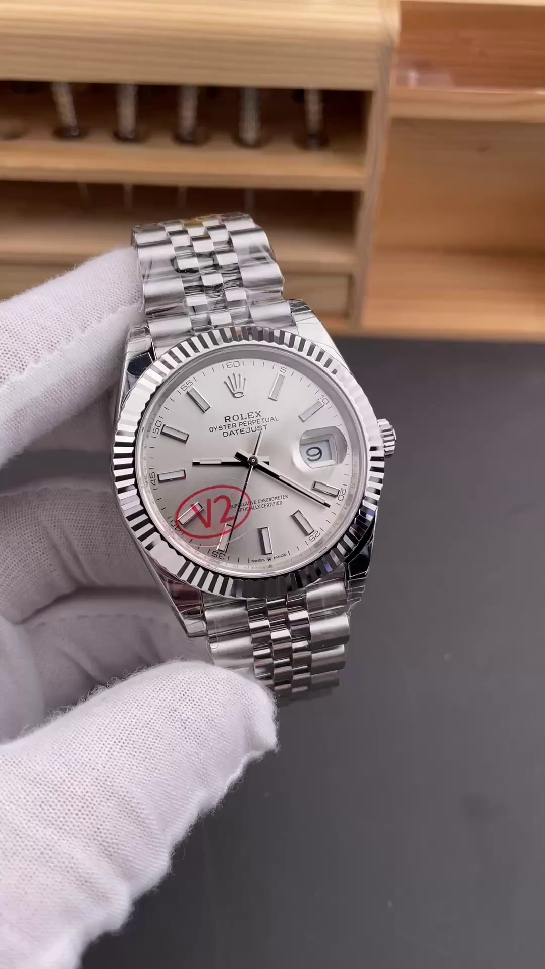 Rolex Datejust 41mm Stainless Steel 126334 0004 Silver Index Jubilee Mens Watch - QualitySwissReplica
