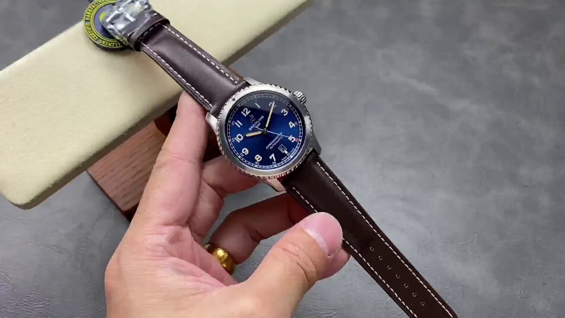Breitling Aviator 8 Replica Automatic 41mm A17315101C1X1 Brown Leather Strap - QualitySwissReplica