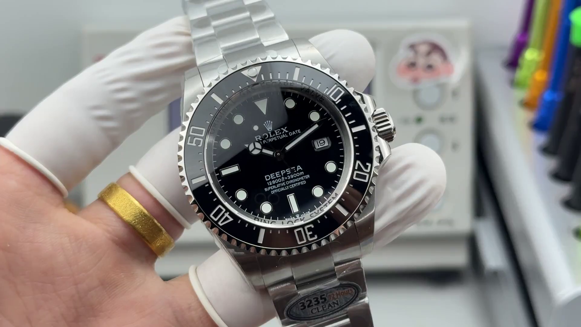 Rolex Sea-Dweller 126600 0002 43mm Replica Black Dial Watch - QualitySwissReplica
