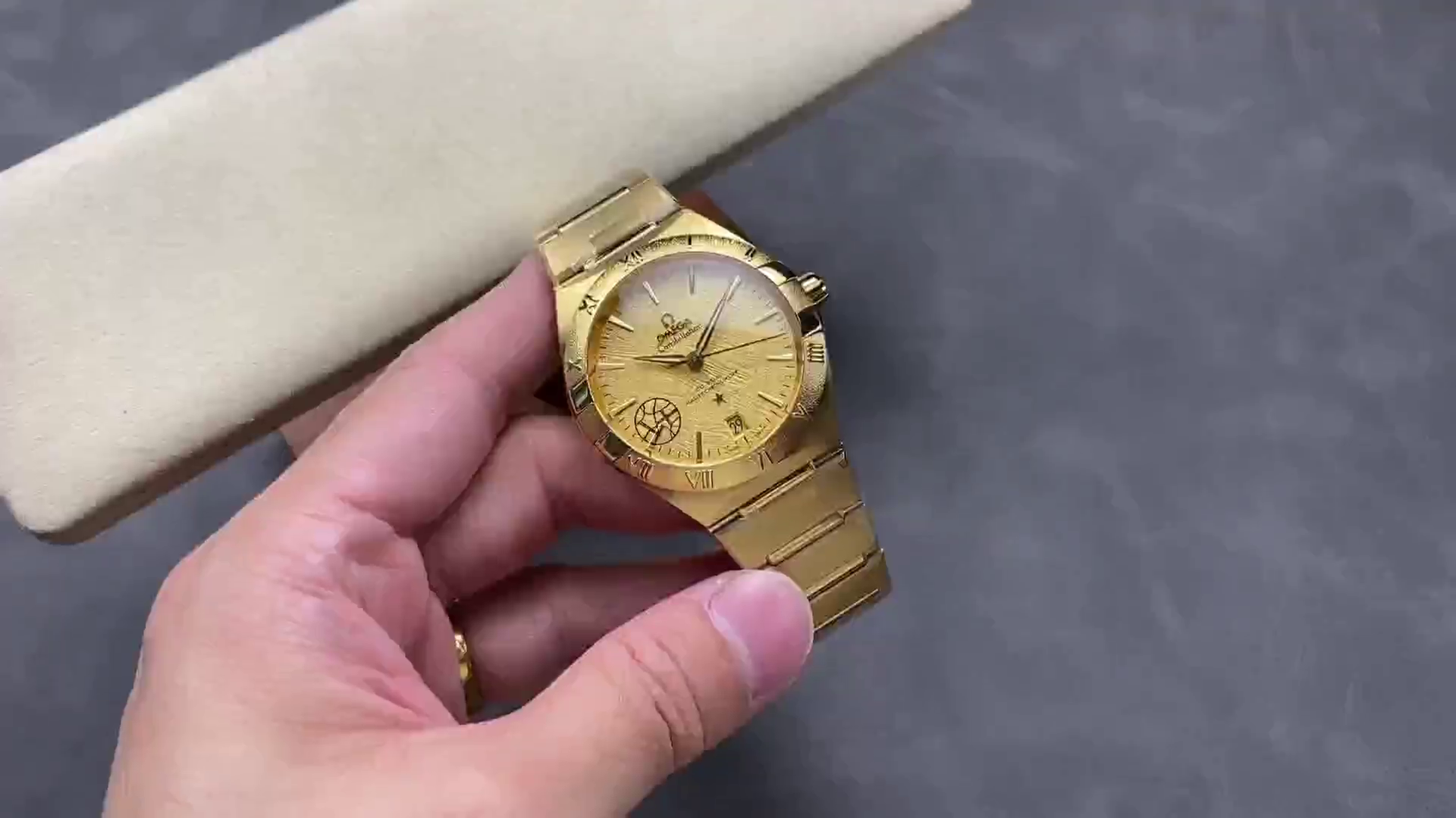Omega Constellation 131.50.41.21.99.001 Replica 41mm Full Gold Automatic Watch - QualitySwissReplica