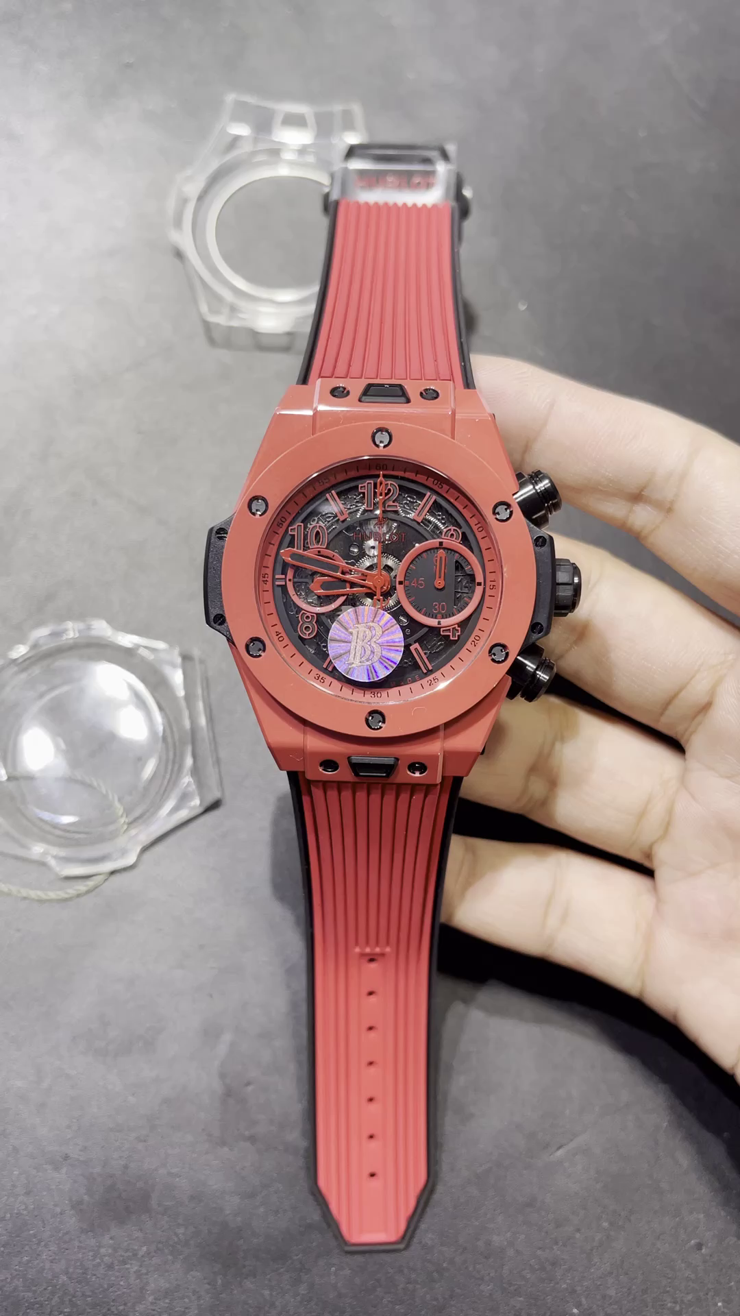 Hublot Big Bang Unico Red Magic Ceramic 411.CF.8513.RX 42mm - QualitySwissReplica