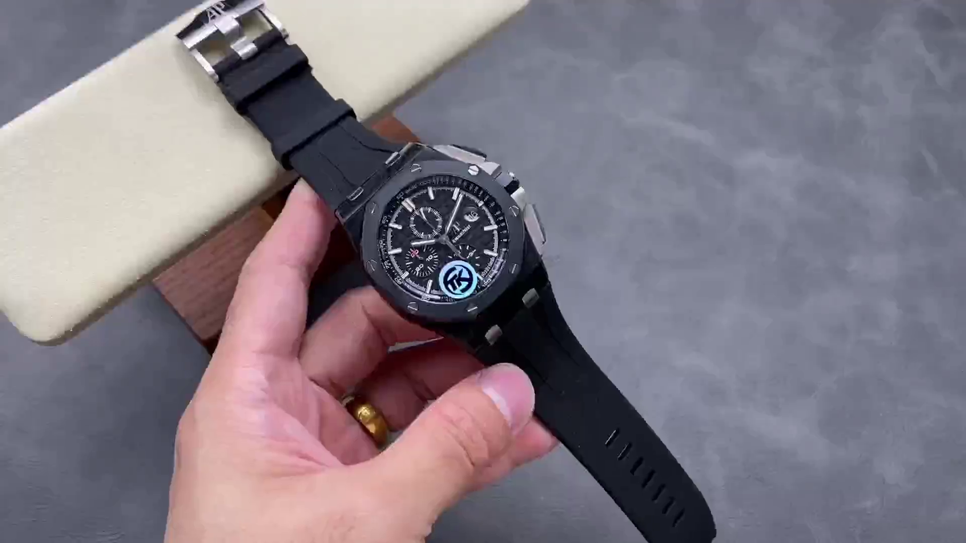 AP Royal Oak Offshore 26400AU.OO.A002CA.01 Chronograph 1:1 Clone Black Ceramic - QualitySwissReplica