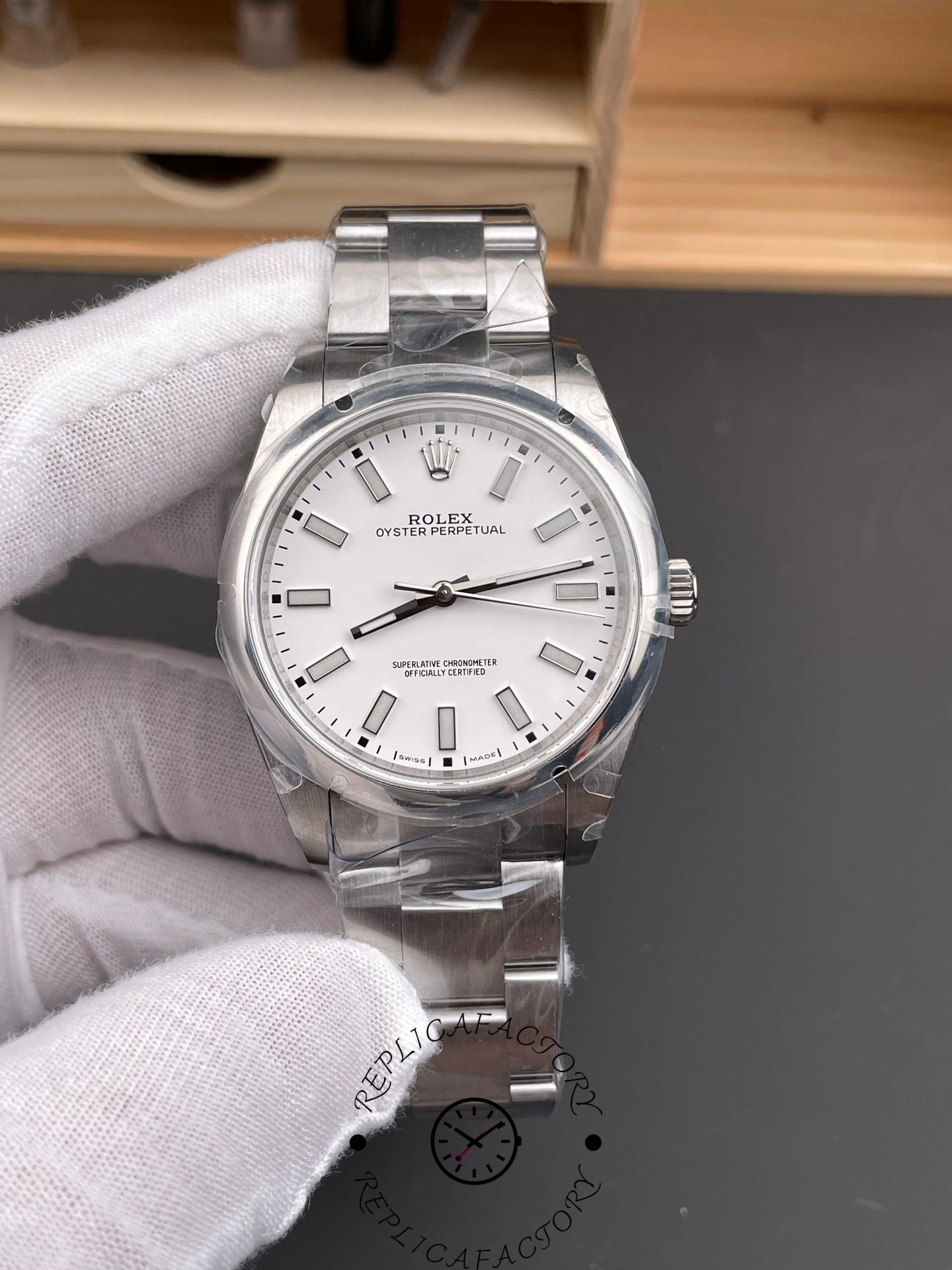 Rolex Oyster Perpetual 114300 White Dial 39mm Mens Replica Watch - QualitySwissReplica