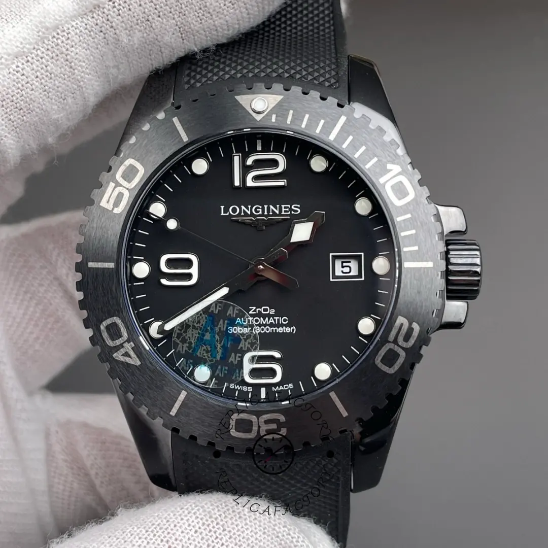 1:1 Clone Longines HydroConquest L3.784.4.56.9 43mm Rubber All-Black Ceramic - QualitySwissReplica
