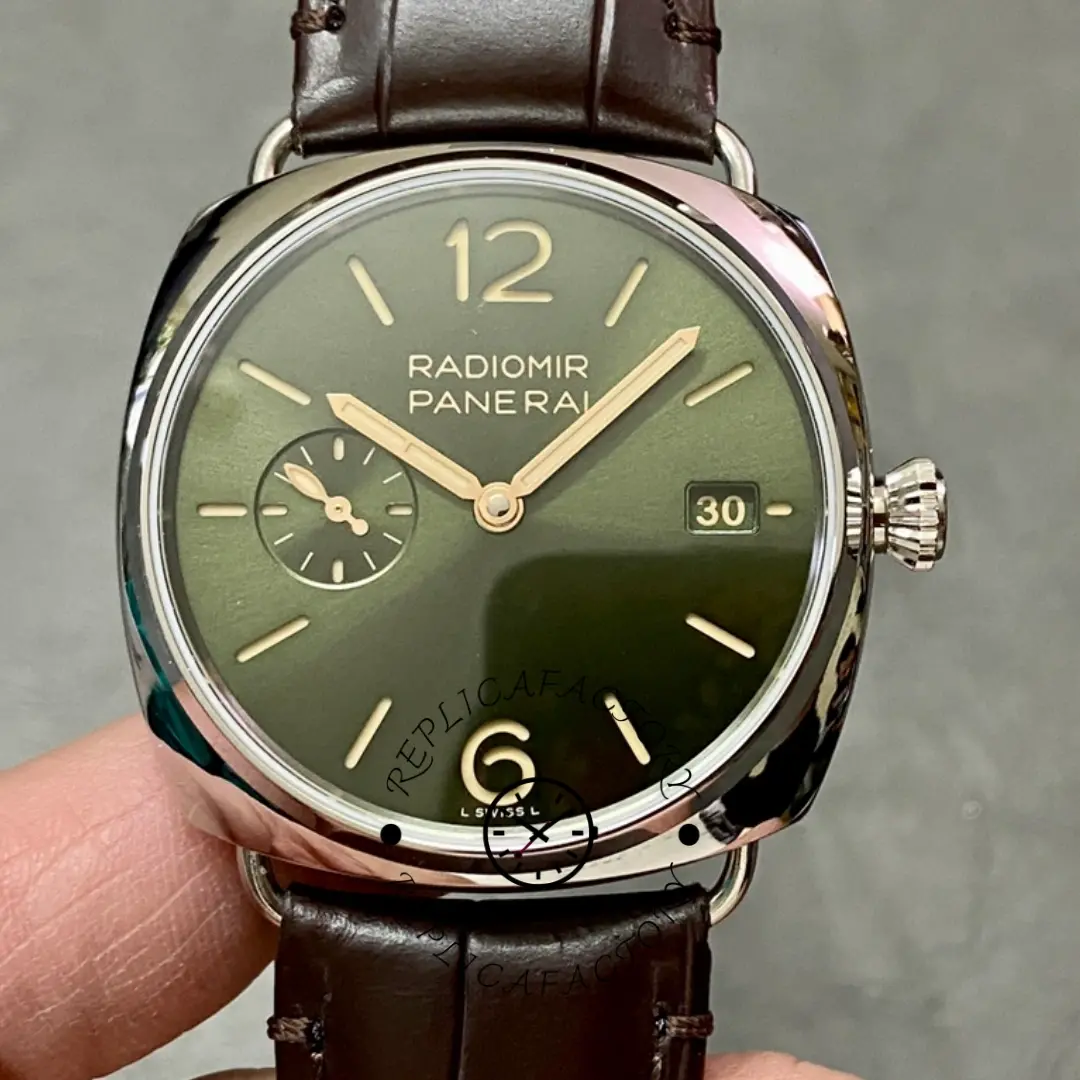 Panerai Radiomir Quaranta Stainless Steel 40MM Green Dial PAM01386 Replica - QualitySwissReplica