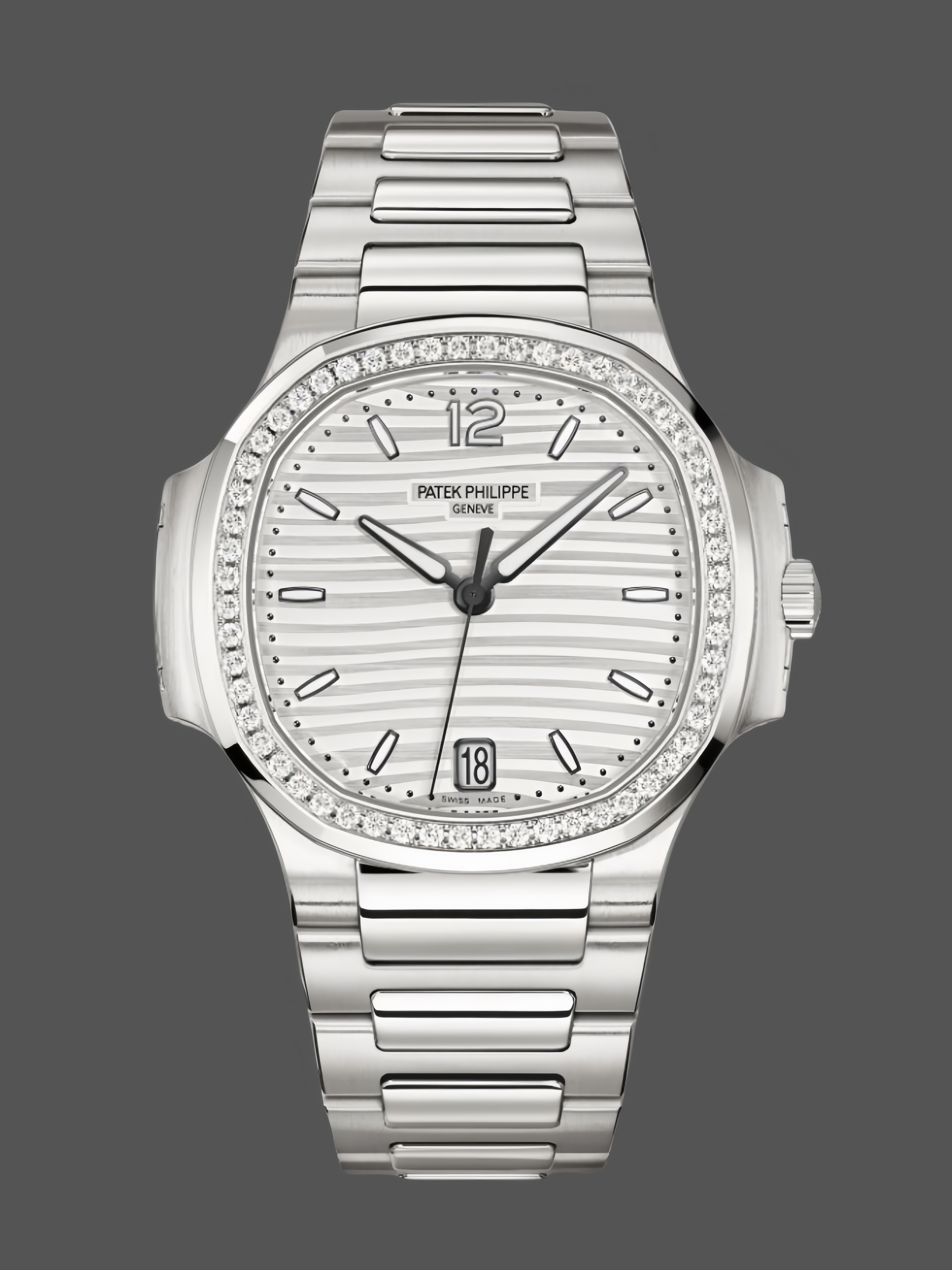Patek Philippe Nautilus Automatic Diamond White Dial 7118 1200A 010 - QualitySwissReplica