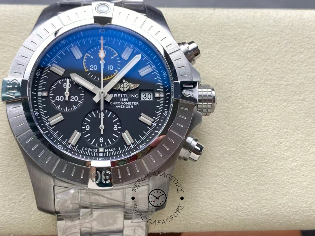 Breitling Avenger Automatic Chronograph A13317101B1A1 Replica 45mm Men's Watch - QualitySwissReplica