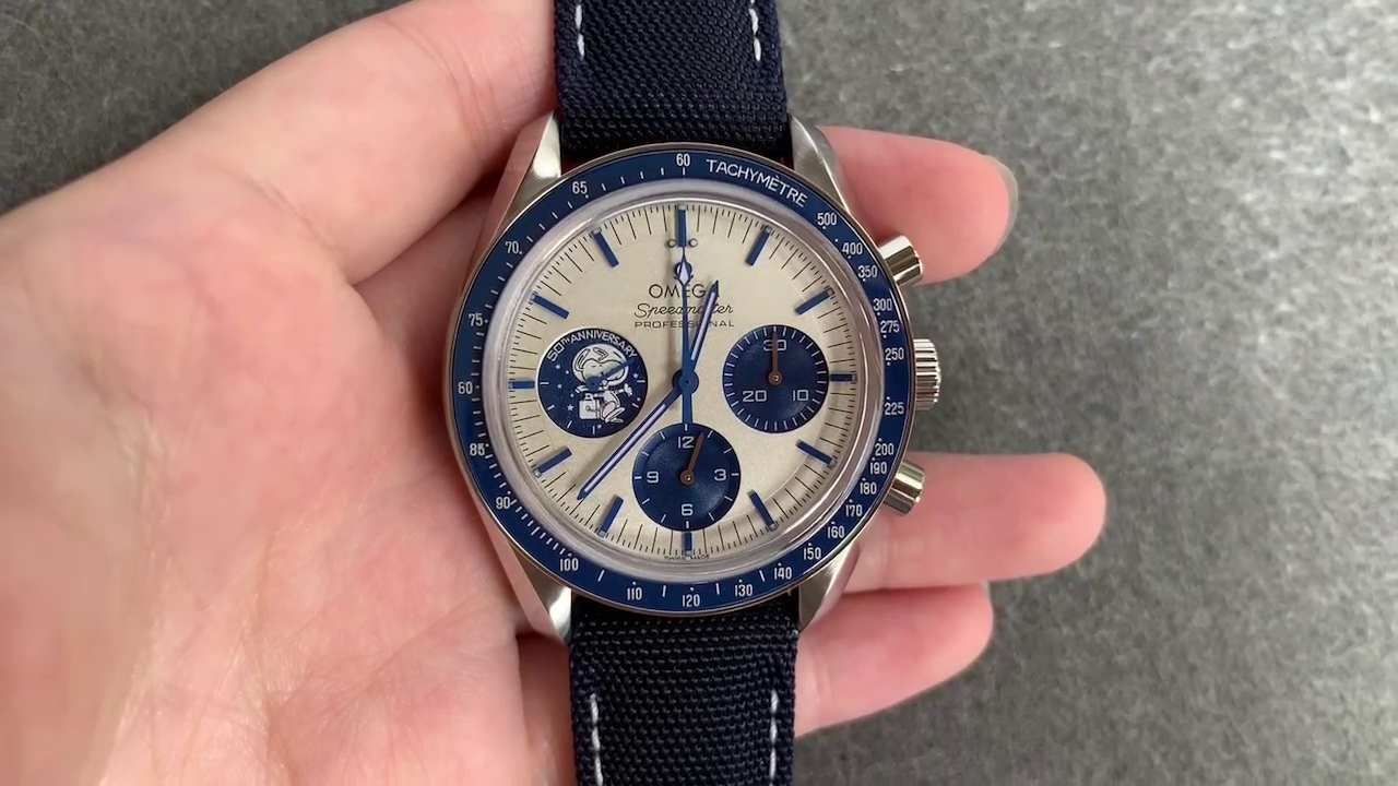 Omega Speedmaster Silver Dial 310.32.42.50.02.001 Replica Black Nylon Strap - QualitySwissReplica