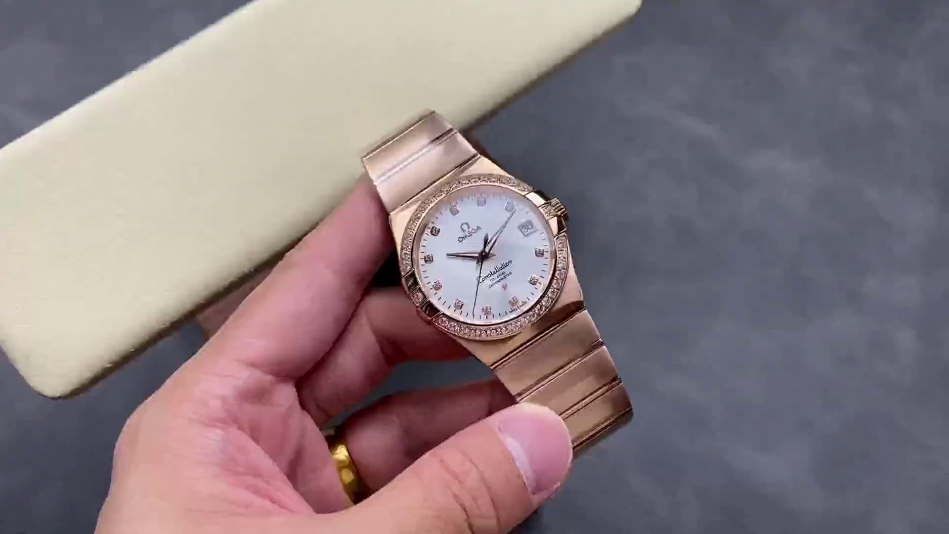 Omega Constellation Automatic 38mm 123.55.38.21.52.001 Clone Rose Gold Watch - QualitySwissReplica