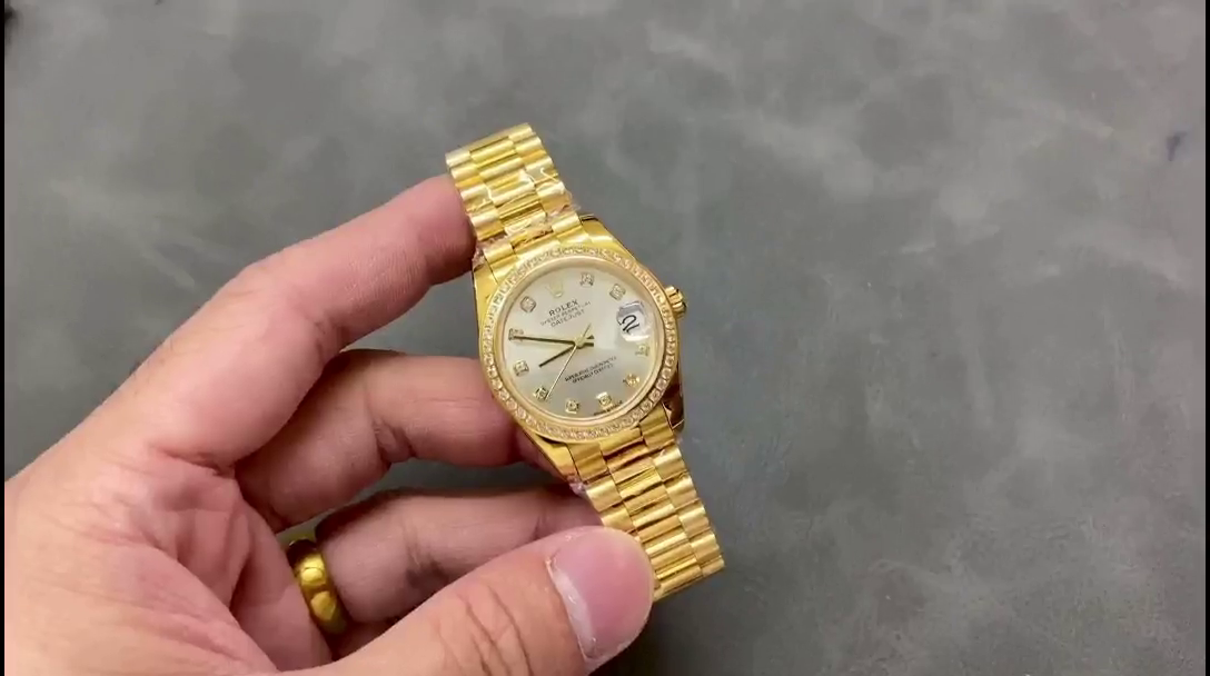 Rolex Datejust 179138 Silver Diamond Dial 26MM Lady Replica Watch - QualitySwissReplica