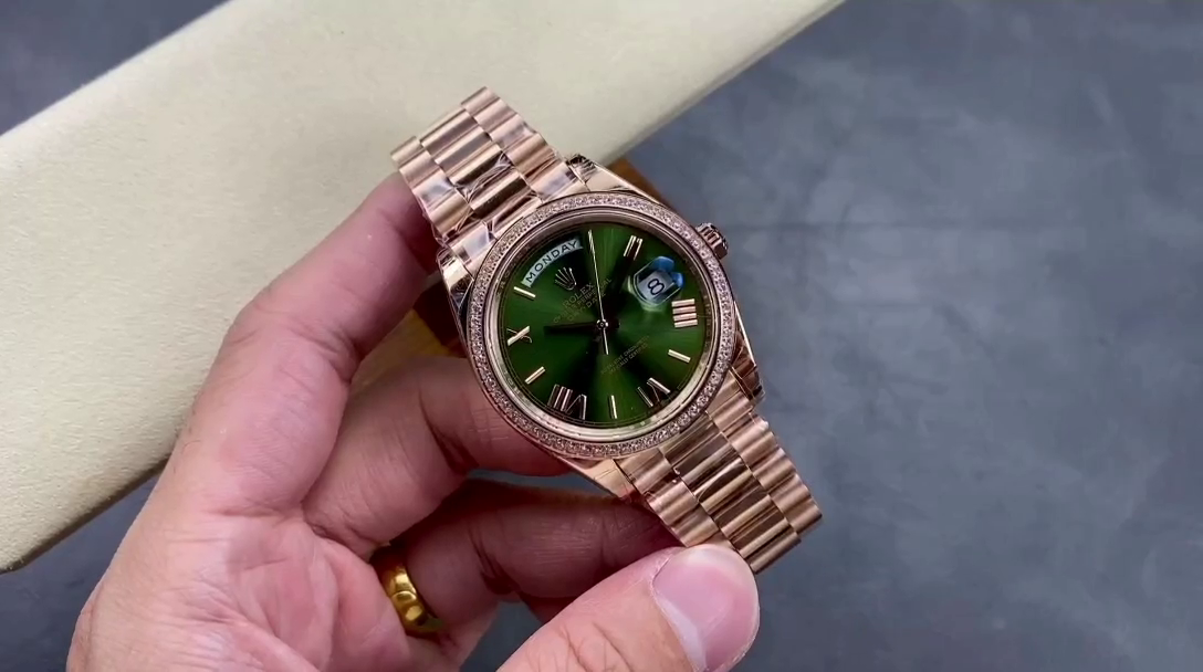 Rolex Day-Date 228345RBR 0011 Olive Green Roman Dial Diamond Bezel 40mm Mens Replica Watch - QualitySwissReplica