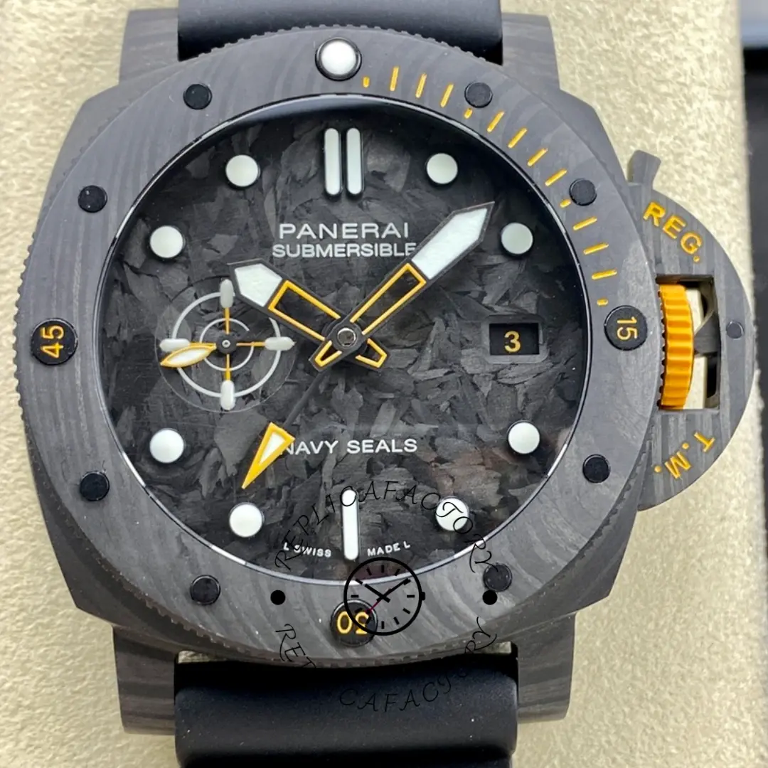 Panerai PAM01324 Submersible 1:1 Clone GMT Navy Seals Carbon Diver Watch - QualitySwissReplica